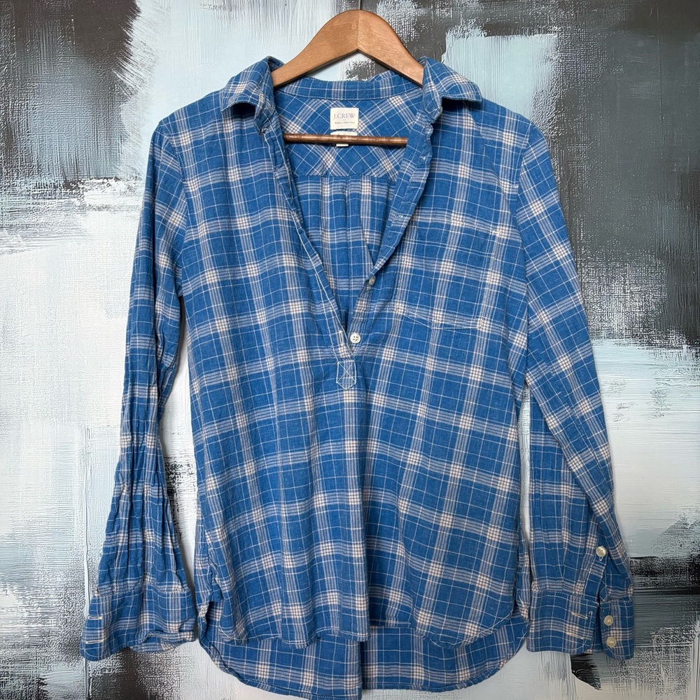 J.Crew Blue Plaid Boy Fit Button Front Shirt Women’s Small